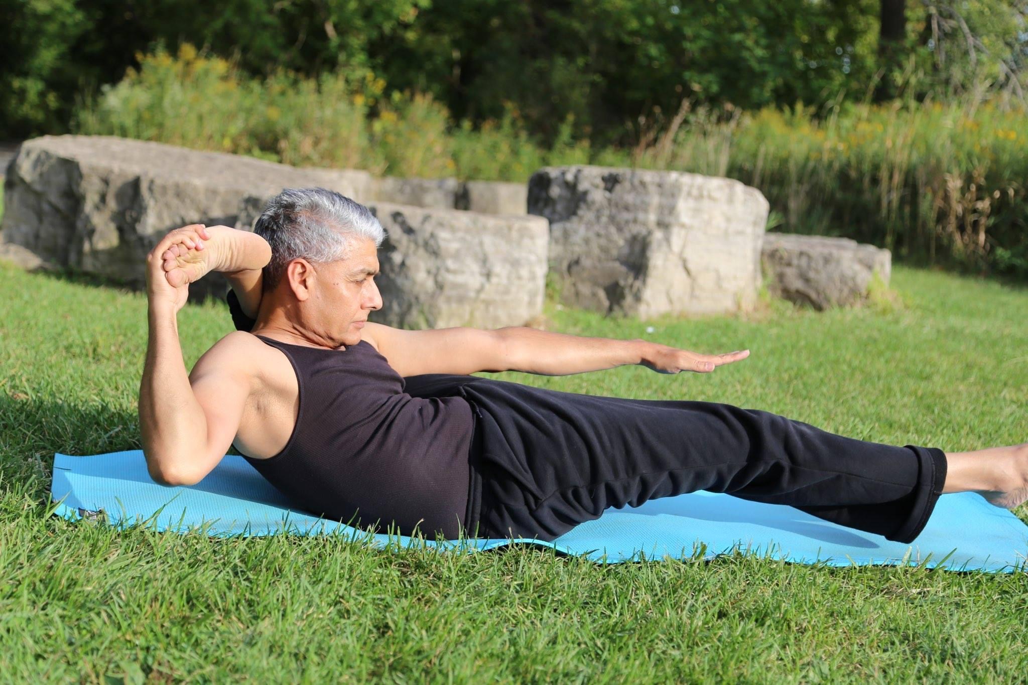 Dhanurasana